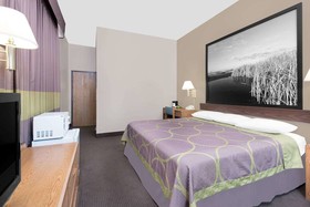 Super 8 by Wyndham Lisbon