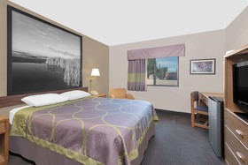 Super 8 by Wyndham Lisbon