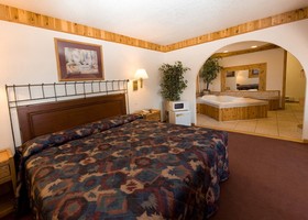North Country Inn & Suites