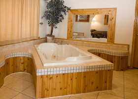 North Country Inn & Suites