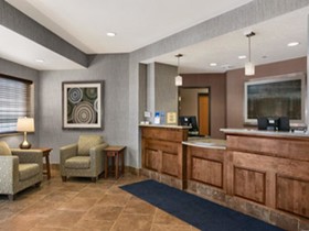 Baymont by Wyndham Minot