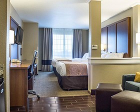 Comfort Suites Minot