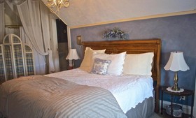 Dakotah Rose Bed & Breakfast