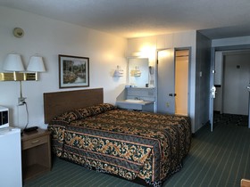 Dakota Inn Minot