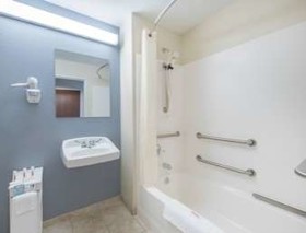 Days Inn by Wyndham Minot
