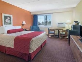 Days Inn by Wyndham Minot