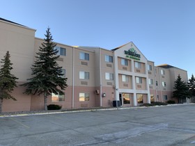 AmericInn by Wyndham Minot