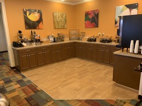 AmericInn by Wyndham Minot