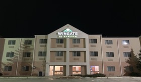 AmericInn by Wyndham Minot