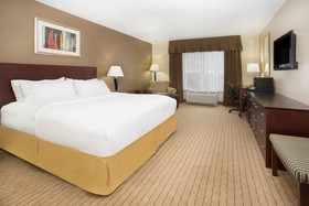 Holiday Inn Express Hotel & Suites Minot South