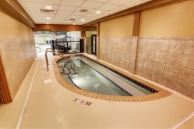Clarion Hotel Convention Center