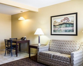 Mainstay Suites Minot