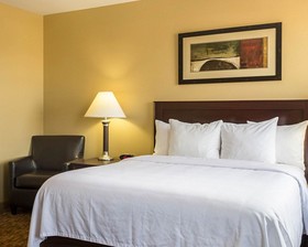 Mainstay Suites Minot