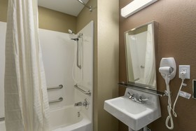 Microtel Inn & Suites by Wyndham Minot
