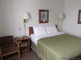 Economy Hotel Minot