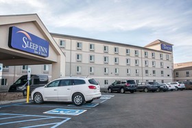 Sleep Inn & Suites