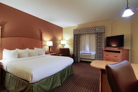 Hawthorn Extended Stay by Wyndham Minot