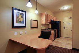 Hawthorn Extended Stay by Wyndham Minot