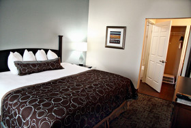 Staybridge Suites Minot