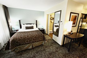 Staybridge Suites Minot