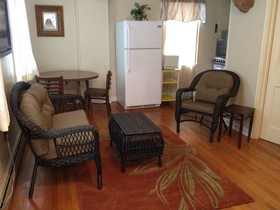 Riverdale Inn