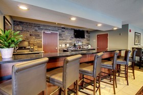 Cobblestone Inn & Suites Rugby