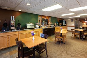 AmericInn by Wyndham Valley City Conference Center