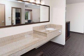 AmericInn by Wyndham Valley City Conference Center