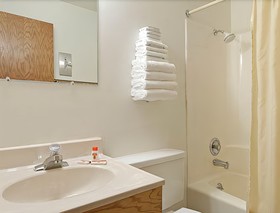 Travelodge by Wyndham Wahpeton Event Center