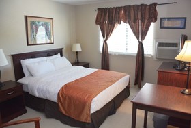 Roosevelt Inn and Suites