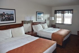 Roosevelt Inn and Suites