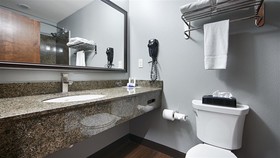 Best Western Plus Williston Hotel & Suites
