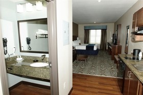 Best Western Plus Williston Hotel & Suites