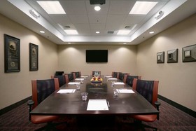 Hampton Inn & Suites Williston