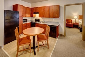 Clarion Hotel & Suites