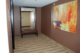 Landmark Suites