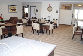 Landmark Suites