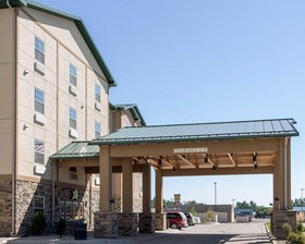 MainStay Suites Williston