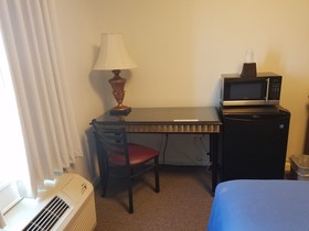 Ramada by Wyndham Williston