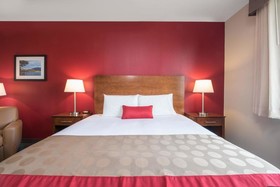 Bakken Airport XWA Hotel & Suites