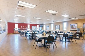 Bakken Airport XWA Hotel & Suites