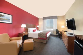 Bakken Airport XWA Hotel & Suites