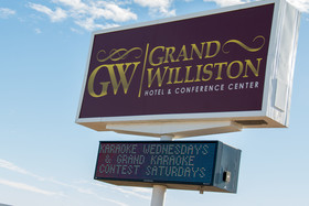 The Grand Williston Hotel & Conference Center