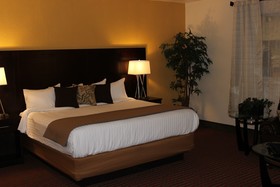 The Grand Williston Hotel & Conference Center