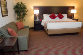The Grand Williston Hotel & Conference Center