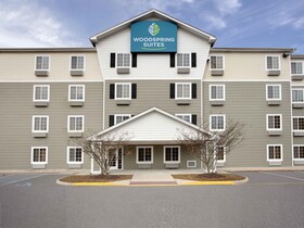 Woodspring Suites Williston