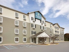 Woodspring Suites Williston