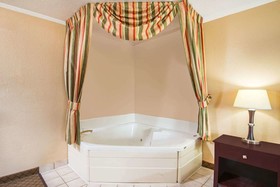 Red Roof Inn Ashtabula - Austinburg