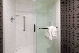 Riverbend Hotel and Suites, Trademark Collection by Wyndham