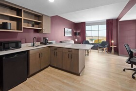 Riverbend Hotel and Suites, Trademark Collection by Wyndham